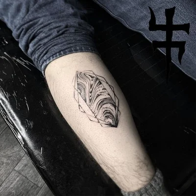 Rurik Seven tattoo 020