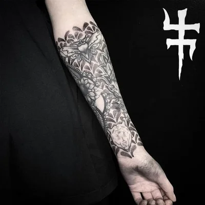 Rurik Seven tattoo 027
