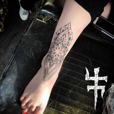 Rurik Seven tattoo 030