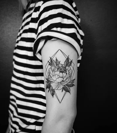 Ruska Tattoo tattoo 013