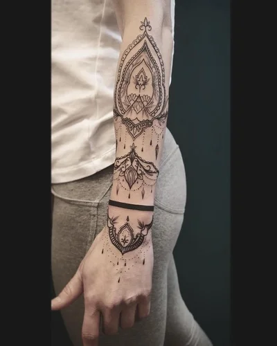 Ruska Tattoo tattoo 019