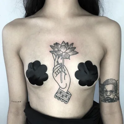 Russell Winter tattoo 001