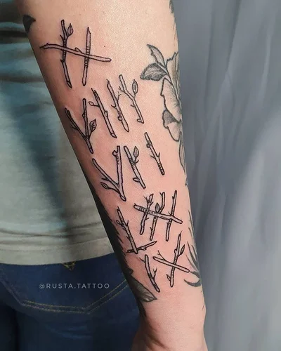 Julia (or Yulia) tattoo 040