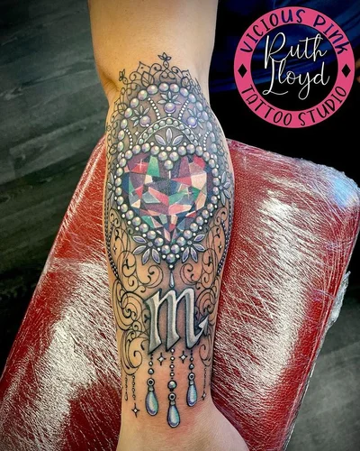 Ruth Lloyd tattoo 009