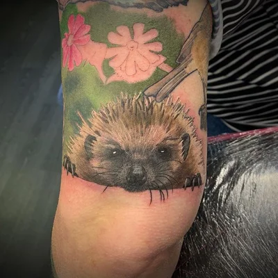 Ruth Lloyd tattoo 023
