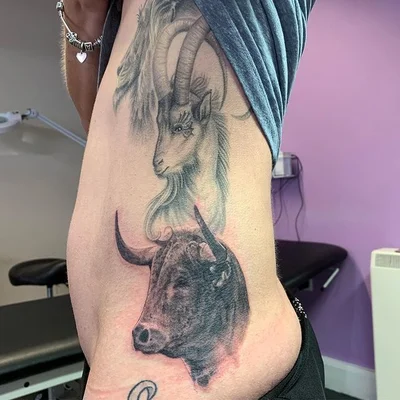 Ruth Lloyd tattoo 026