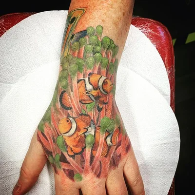 Ruth Lloyd tattoo 036