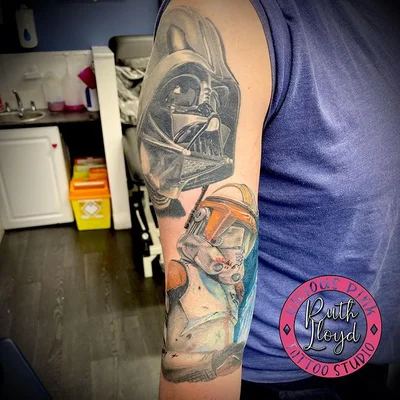 Ruth Lloyd tattoo 042