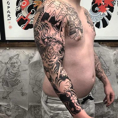 R. W. Mopar  彫灰 tattoo 035