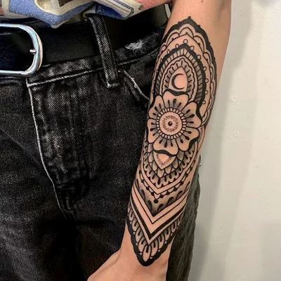Ryan Spencer tattoo 010