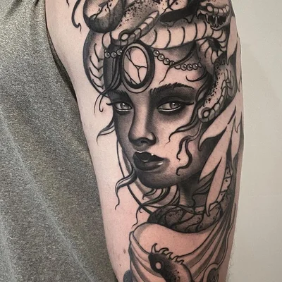 Ryan Spencer tattoo 019