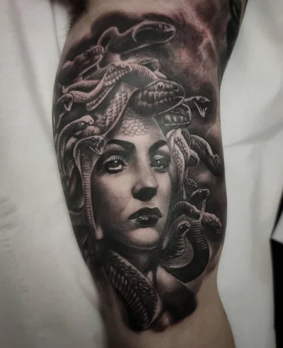 Ryan Sharp tattoo 020