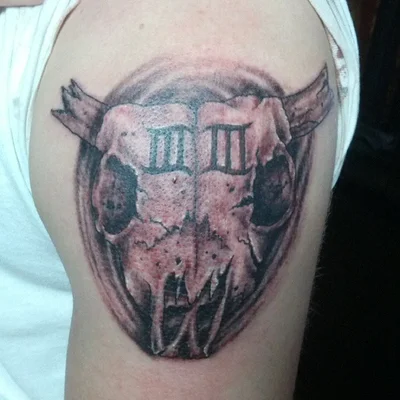 Ryan Carmichael tattoo 021