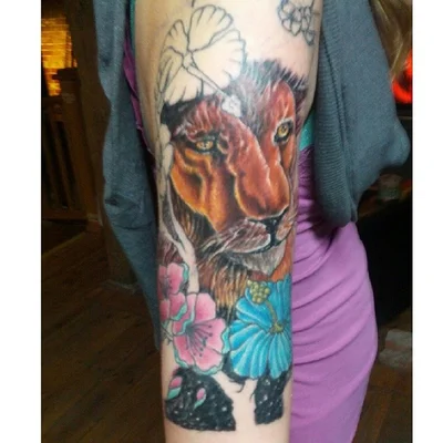 Ryan Carmichael tattoo 032