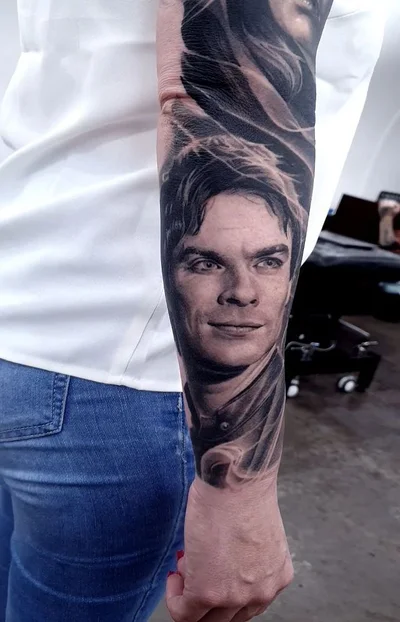 Ryan Evans tattoo 025