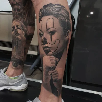 Ryan Evans tattoo 042