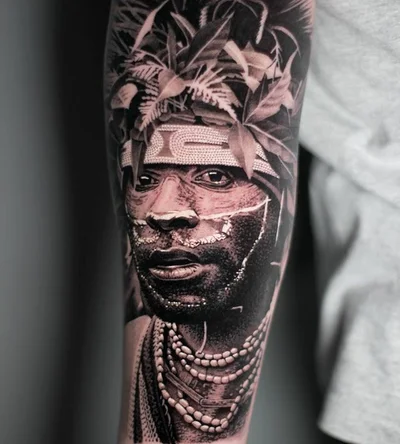 Ryan Evans tattoo 043