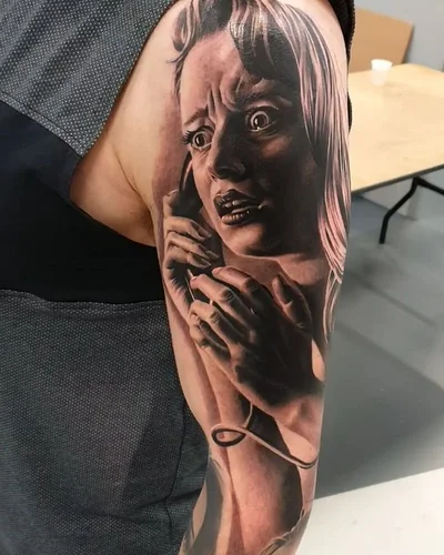 Ryan Evans tattoo 048