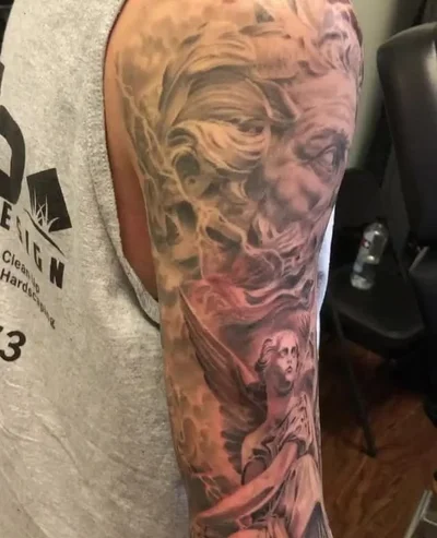 Ryan Thompson tattoo 027