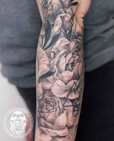 Ryan Thompson tattoo 040