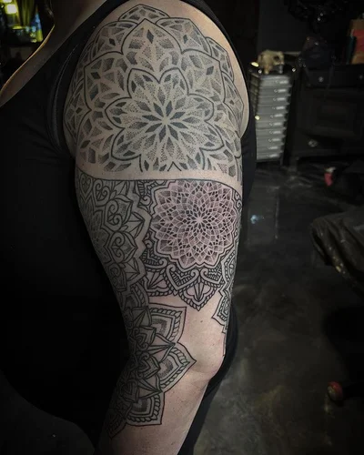 Ryan Alexander tattoo 023