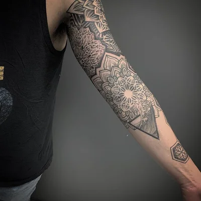 Ryan Alexander tattoo 024