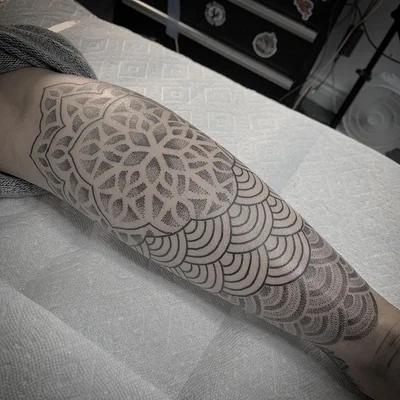 Ryan Alexander tattoo 028