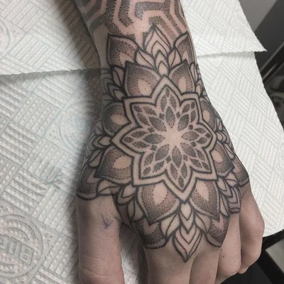 Ryan Alexander tattoo 038