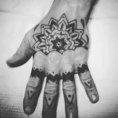 Ryan S Berry tattoo 046