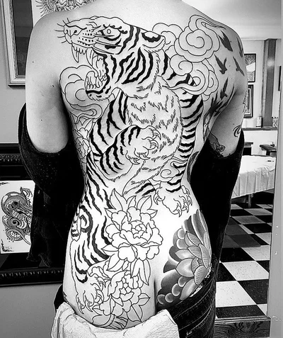 Ryan Gagne tattoo 011