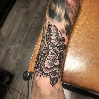 Ryan Gray tattoo 032