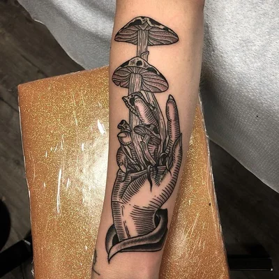 Ryan Gray tattoo 050