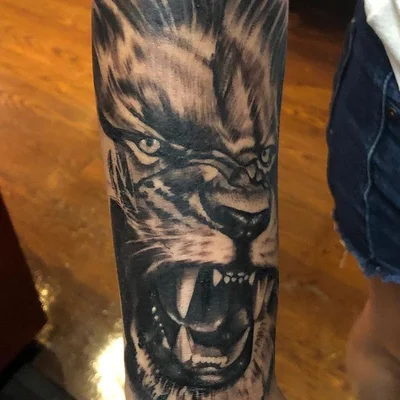 Ryan Jenkins tattoo 049