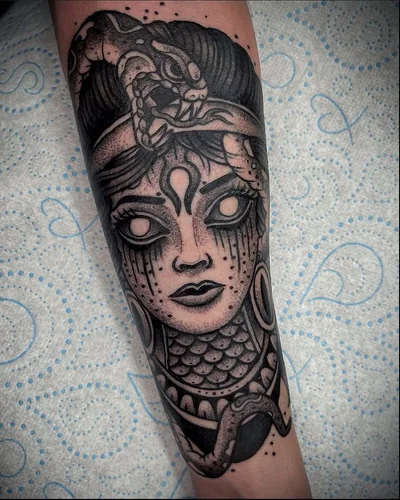 Ryan Lucas tattoo 011
