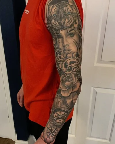 Ryan March tattoo 012