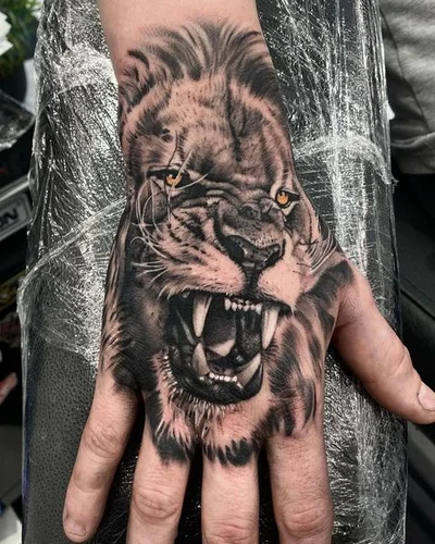 Ryan March tattoo 013