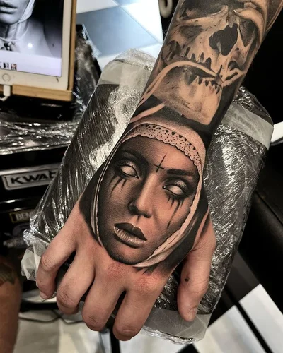 Ryan March tattoo 032