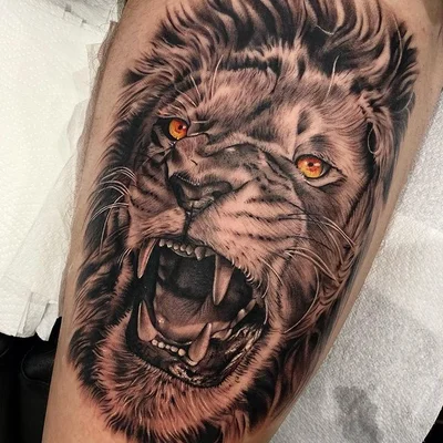 Ryan March tattoo 042