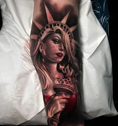 Ryan Mullins tattoo 007