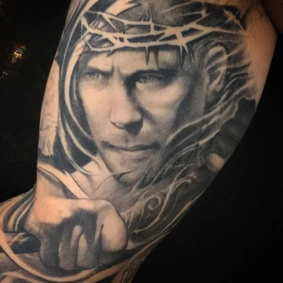 Ryan Needles tattoo 012