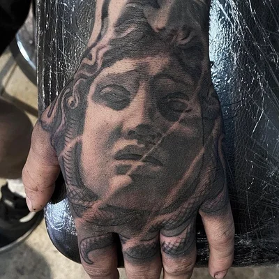 Ryan Needles tattoo 033