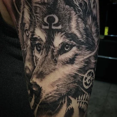 Ryan Needles tattoo 045