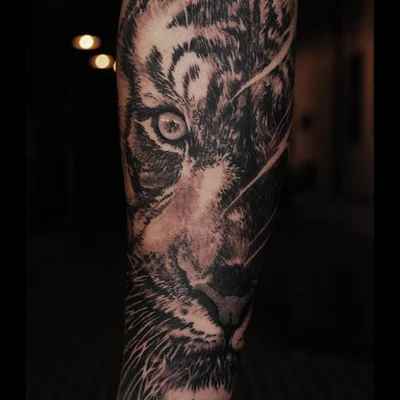 Ryan Needles tattoo 047