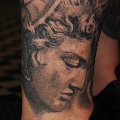 Ryan Needles tattoo 050