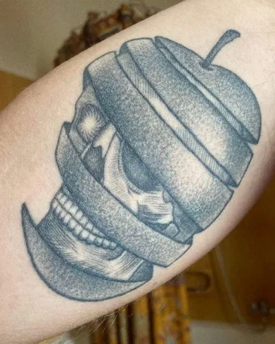 Ryan Roi tattoo 011