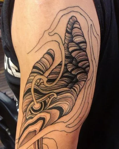 Ryan Roi tattoo 018