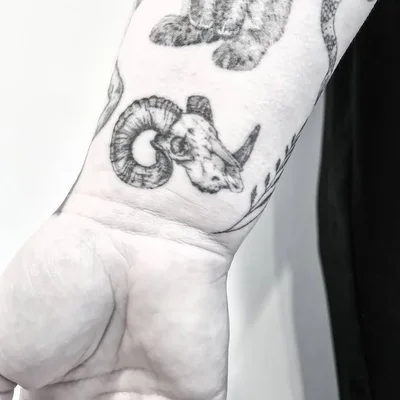 RYOT TATTOO CO tattoo 037