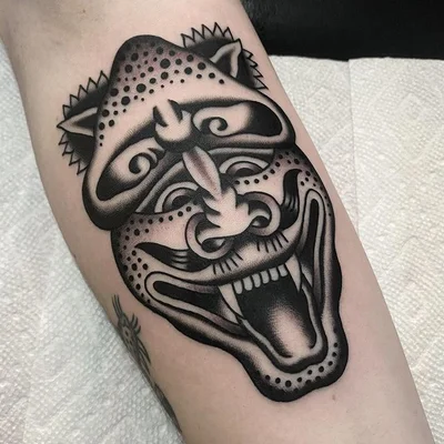 S Huttenmaier tattoo 025