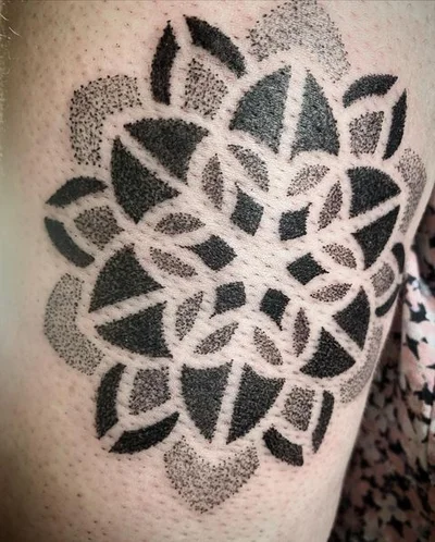 Sophie Alvis tattoo 014