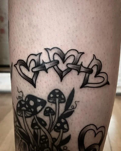 Sophie Alvis tattoo 019
